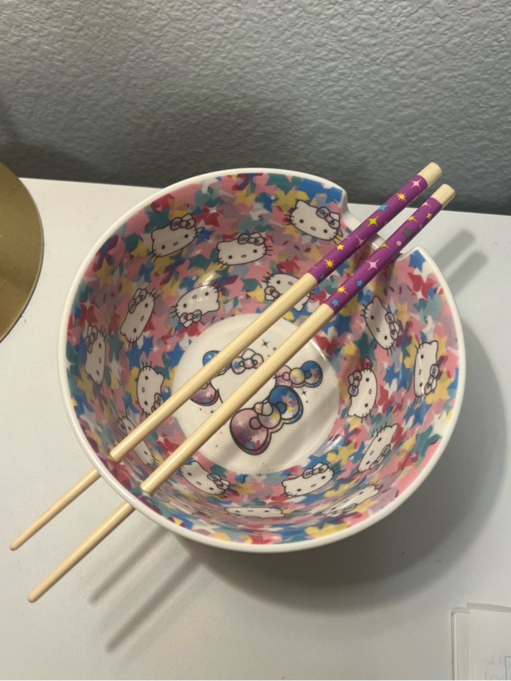 Hello Kitty Ramen Ceramic Bowl with chopsticks